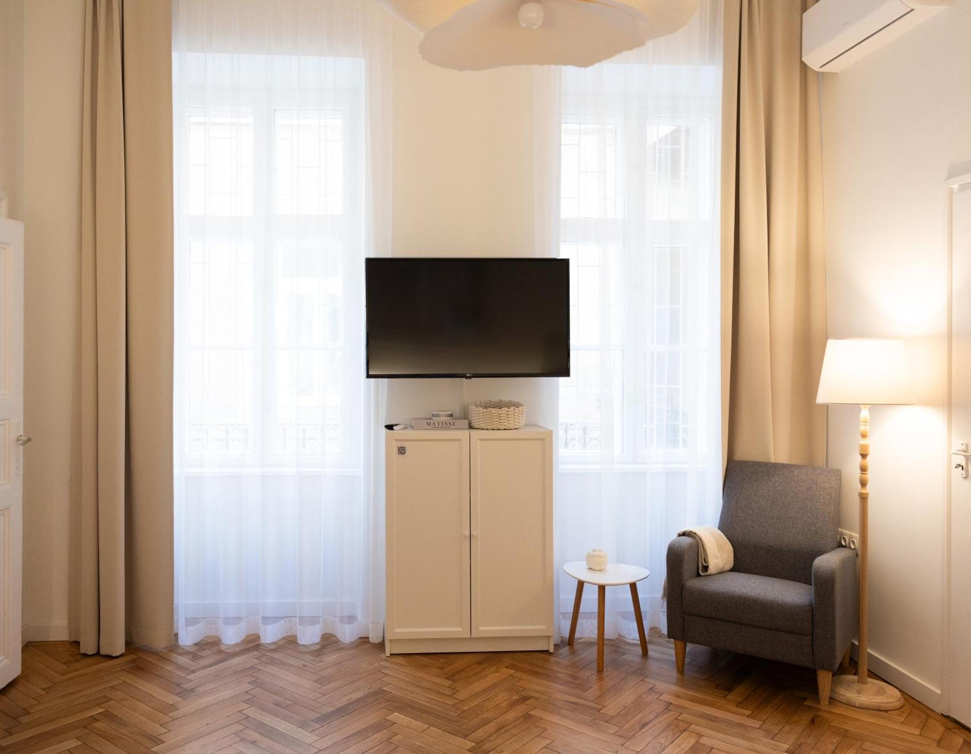 Cozy Apartment In ブダペスト エクステリア 写真